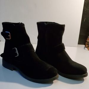 Ladies black Steve Madden Boots